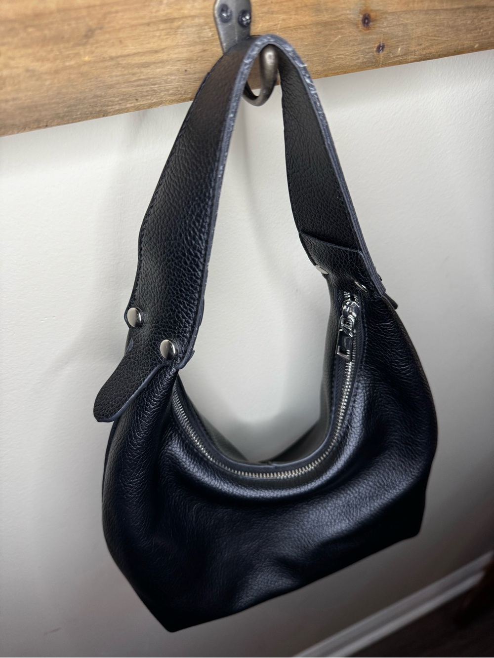 Classic Black Leather Shoulder Bag